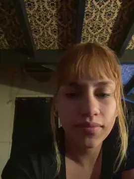 Cam4 Live Sex Cam of saraangelafern1