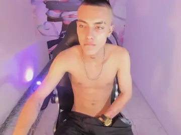 Cam4 Best Webcam of Dereckk_Boy