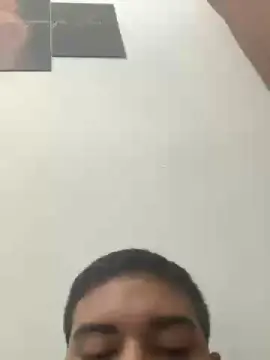 Cam4 Live Sex Cam of hugo7084