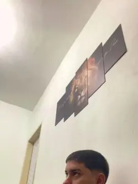Cam4 Live Sex Cam of hugo7084