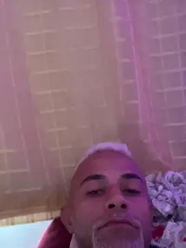 Cam4 Watch Live Sex Cams of Vagabundo2050