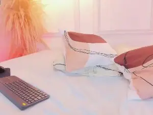 Cam4 Watch Live Sex Cams of tommy_valverde