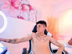 Cam4 Adult Webcam of tommy_valverde