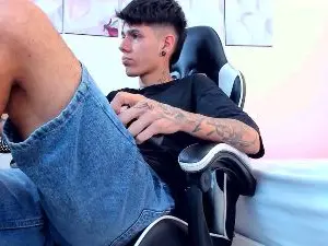 Cam4 Best live sex cam show of tommy_valverde