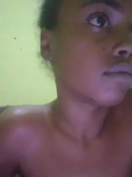 Cam4 Watch Live Sex Cams of Edisafadinha