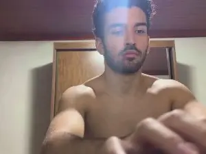 Cam4 Free Live Porn of Drgym18