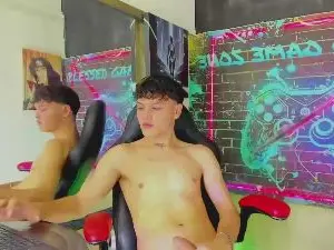 Cam4 Free Live Porn of tayler_blessed