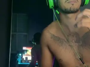 Cam4 Live Porn of denisgomes