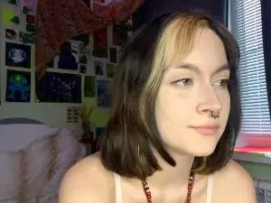 Cam4 Live Sex of JanetteKanzler
