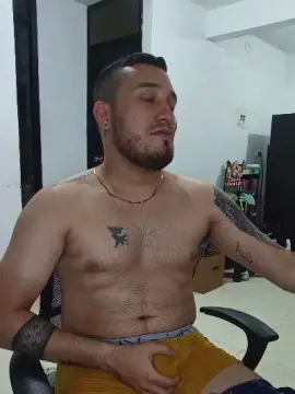 Cam4 Live Sex of _LIONEL_