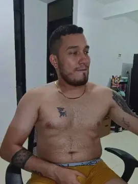 Cam4 Live Sex Cam of _LIONEL_