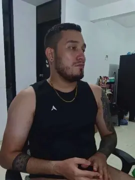 Cam4 Live Sex of _LIONEL_