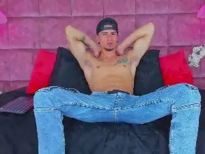 Cam4 Sex Cam of Sharon_Tyga20