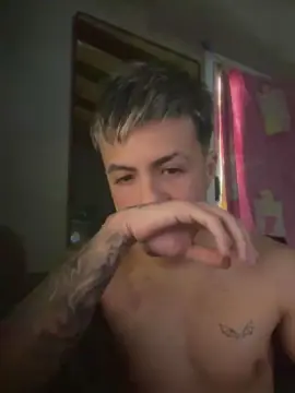 Cam4 Sex Chat of Xeneize7777