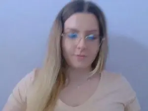 Cam4 Free Live Porn of BritneySensual