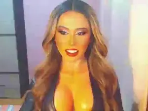 Cam4 Nude Webcam of lustyscarlette