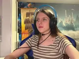 Cam4 Free Porn Cam of ReynaCoppage