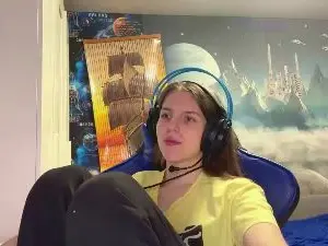 Cam4 Live Porn of ReynaCoppage