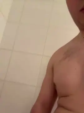 Cam4 Free Live Porn of hugo1834