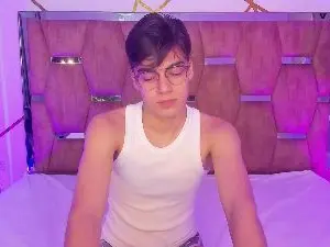 Cam4 Live Sex of Gerony