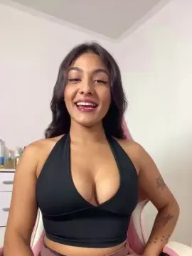 Cam4 Nude Webcam of laura2041