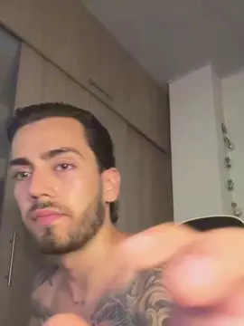 Cam4 Live Porn of Axel_blaze_1