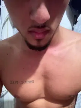 Cam4 Sex Cam of Novinhorj01