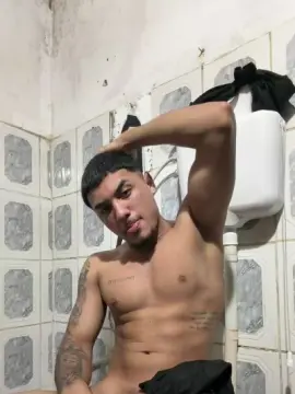 Cam4 Sex Cam of Novinhorj01