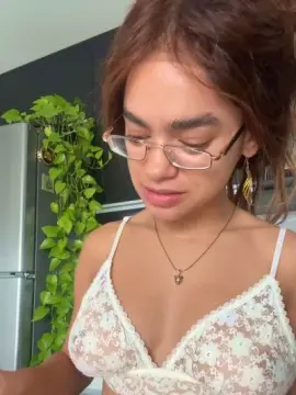 Cam4 Live Sex of NuriaB