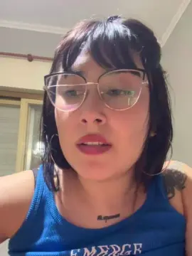 Cam4 Watch Live Sex Cams of Lareyni26