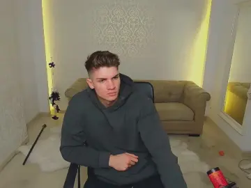 Cam4 Adult Webcams of MaxKaidenn