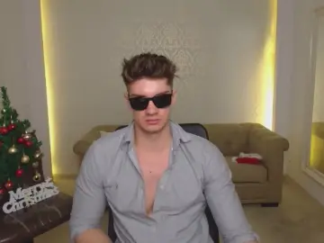 Cam4 Sex Chat of MaxKaidenn