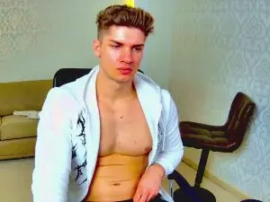 Cam4 Sex Chat of MaxKaidenn