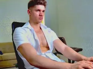 Cam4 Adult Video Chat of MaxKaidenn