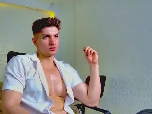 Cam4 Live Sex Cam of MaxKaidenn