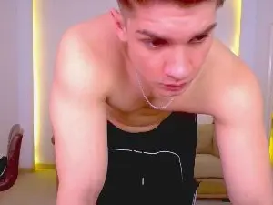 Cam4 Live Sex Cam of MaxKaidenn