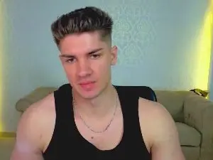 Cam4 Adult Video Chat of MaxKaidenn