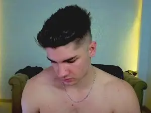 Cam4 Sex Chat of MaxKaidenn