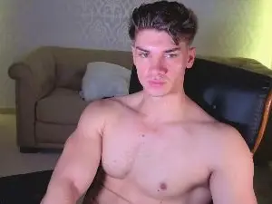 Cam4 Adult Video Chat of MaxKaidenn