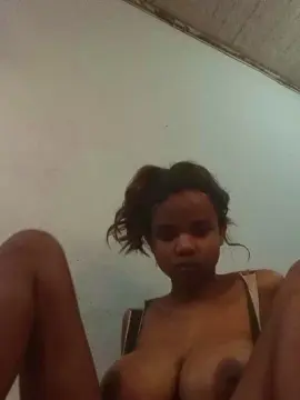 Cam4 Free Live Porn of PalomaG