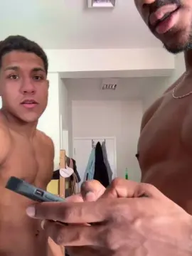 Cam4 Live Porn of Tj20cmm