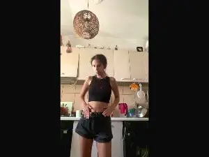 Cam4 Live Porn of KathieBenziger