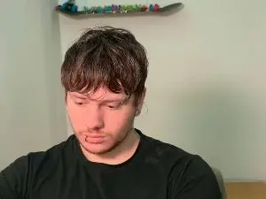 Cam4 Live Sex Cam of Eskolhandsome