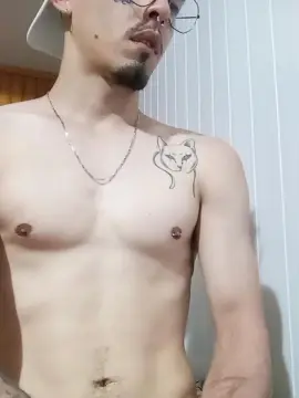 Cam4 Live Sex Cam of put_Gooner