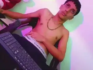 Cam4 Free Live Porn of jl_brayan1