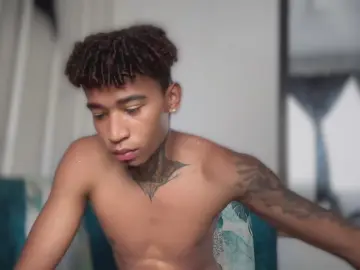 Cam4 Adult Webcam of blackk_latino