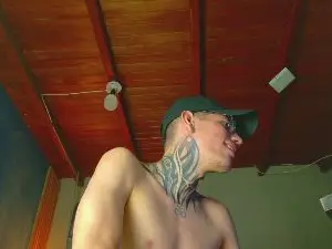 Cam4 Nude Webcam of david_huge