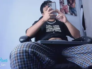 Cam4 Live Porn of danny2342