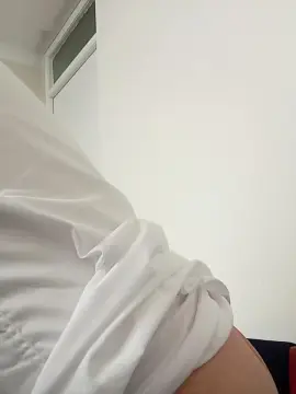 Cam4 Adult Webcam of Maxibeer