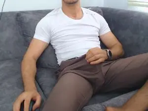 Cam4 Free Live Porn of speedboyy2